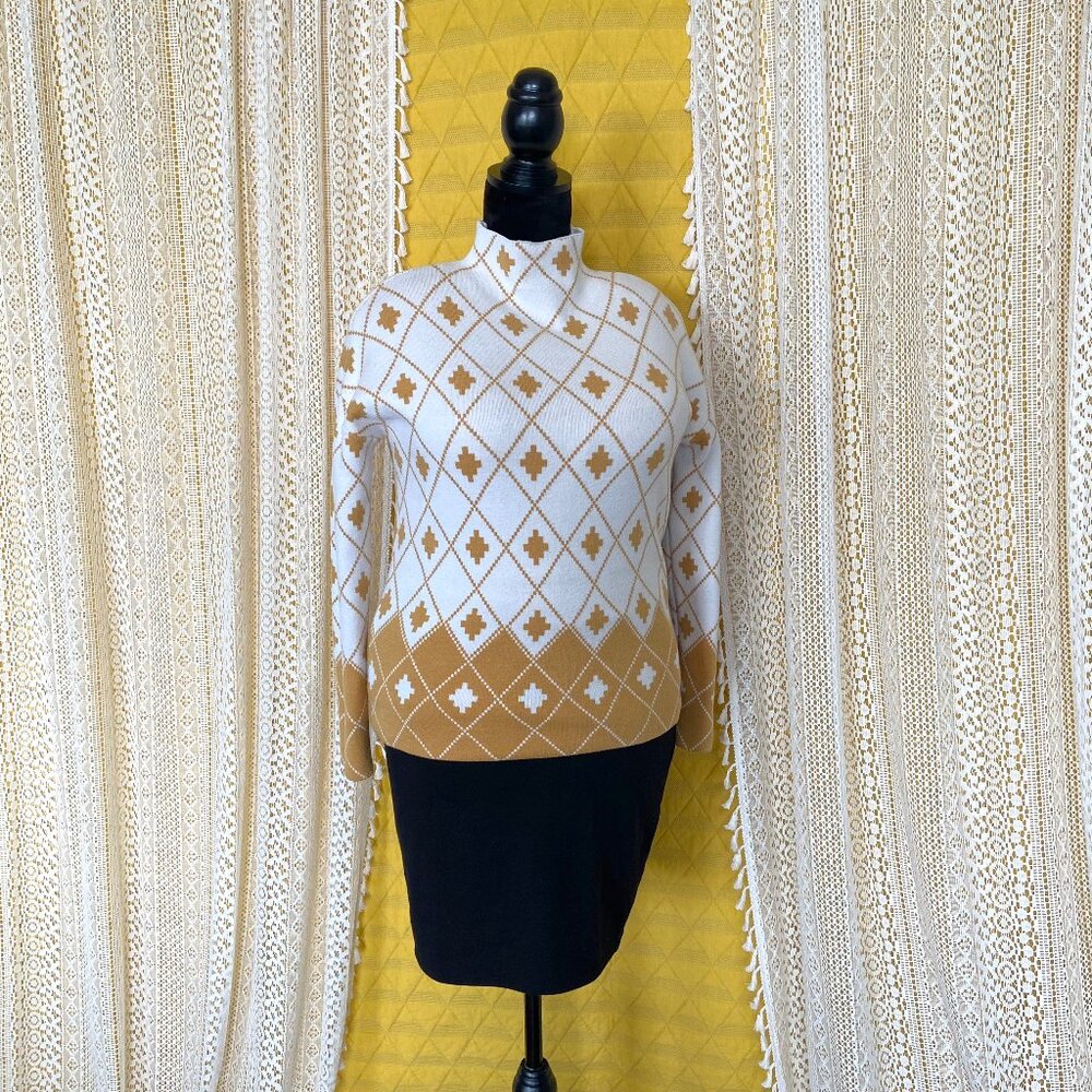 🦋 3 for $15 Rachel Zoe Funnel Mock Neck Mustard and Cream Argyle Sweater - Picture 4 of 9